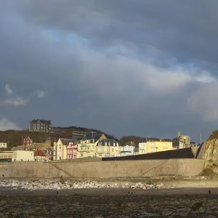 Apartment Bagatelle Vue Mer, A 2mn A Pied De La Et Du Centre Ault