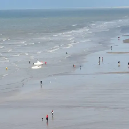 Apartment Bagatelle Vue Mer, A 2mn A Pied De La Et Du Centre *