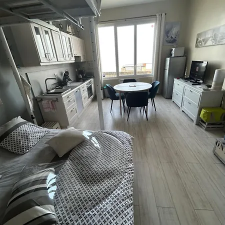 Bagatelle Vue Mer, A 2mn A Pied De La Et Du Centre